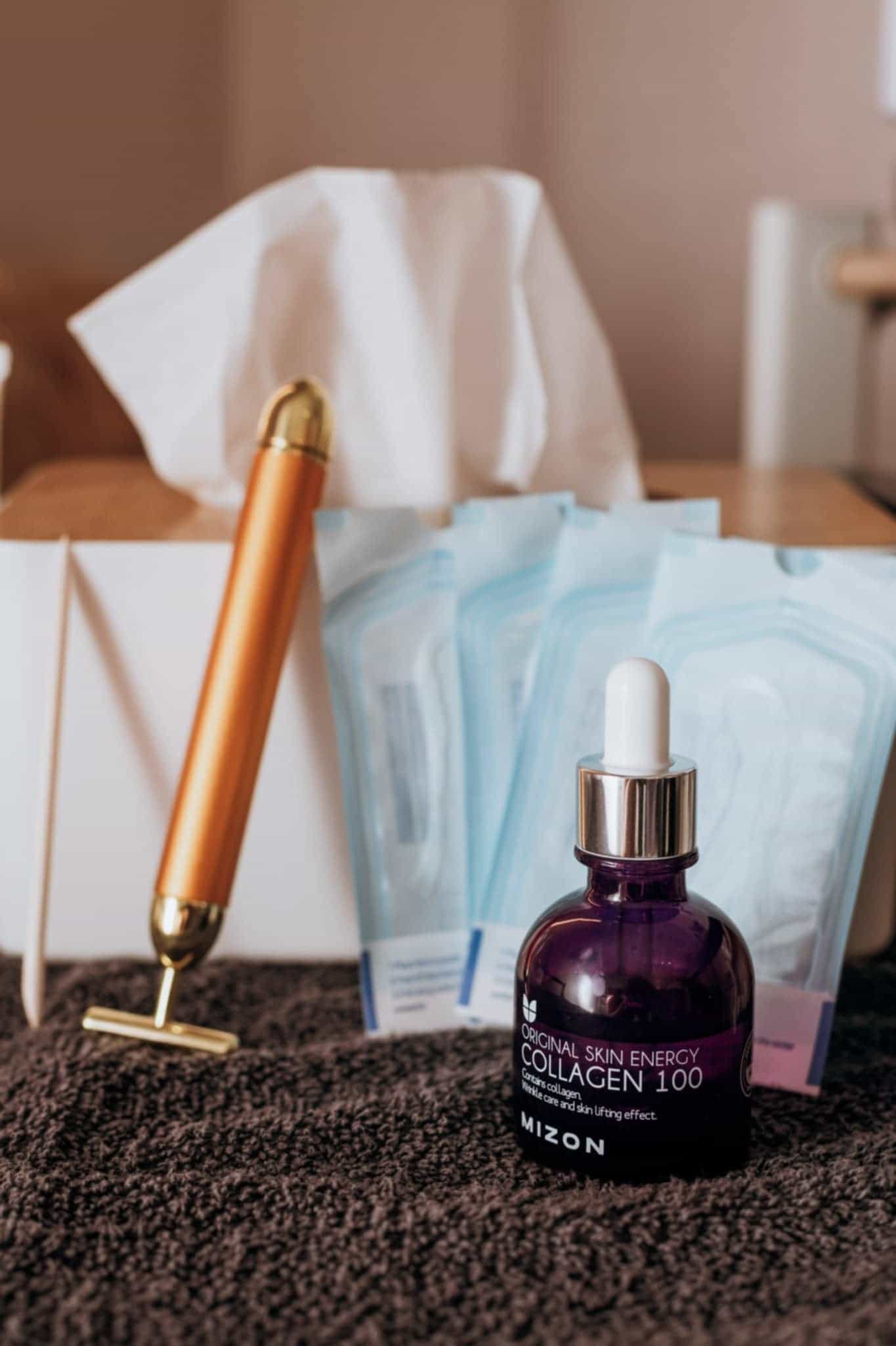 Produits et accessoires utilisés pour le soin lifting coréen à l’institut Beauty & Vous à Harveng, un soin anti-âge naturel et repulpant.